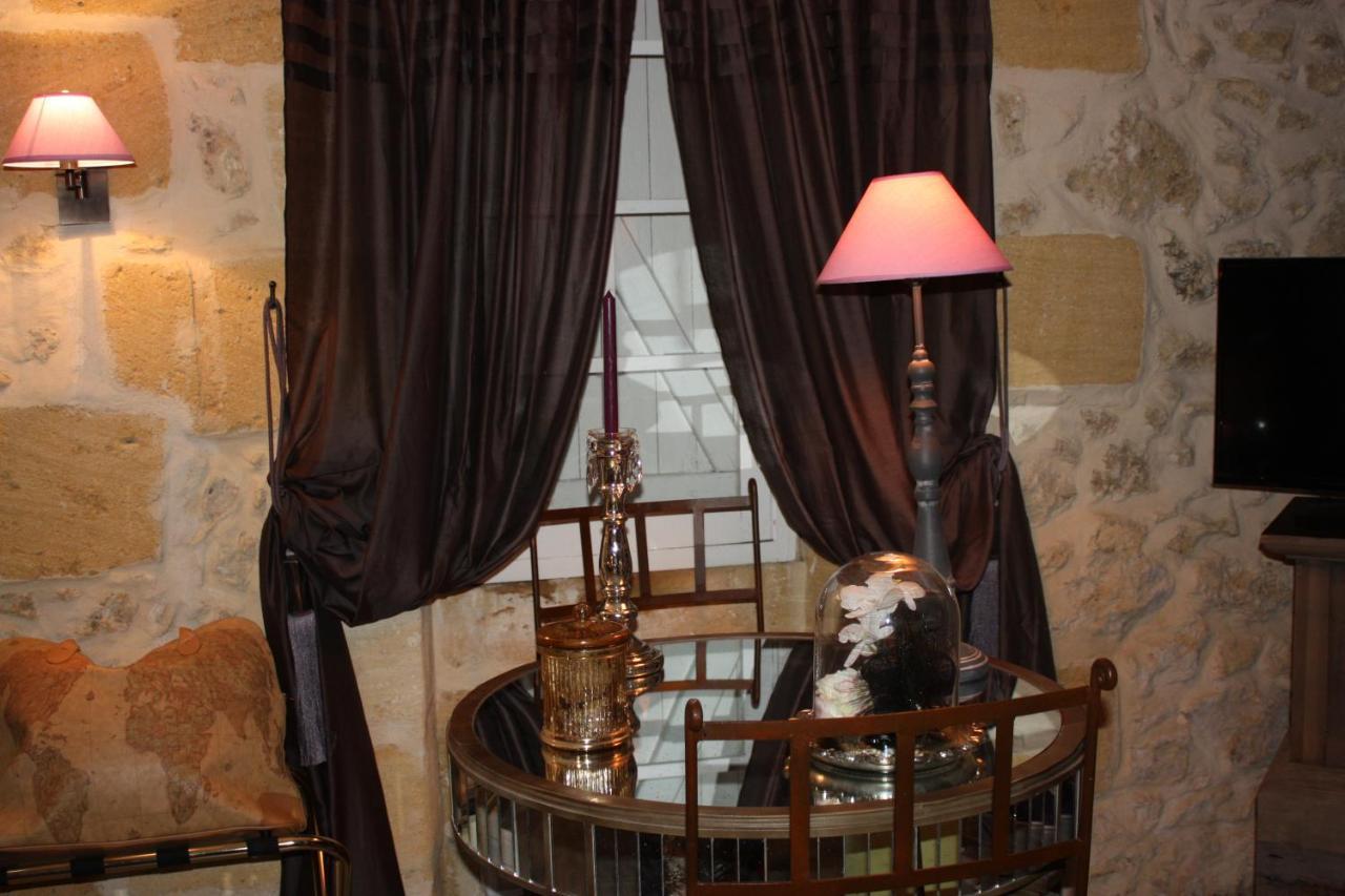 Le Domaine De La Lezardiere B&B Espiet Bilik gambar