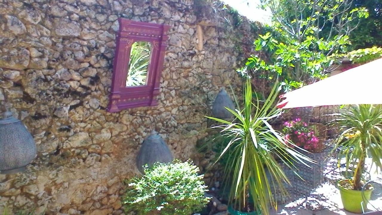 Le Domaine De La Lezardiere B&B Espiet Luaran gambar