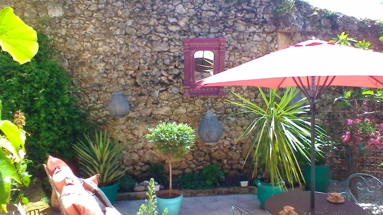 Le Domaine De La Lezardiere B&B Espiet Luaran gambar