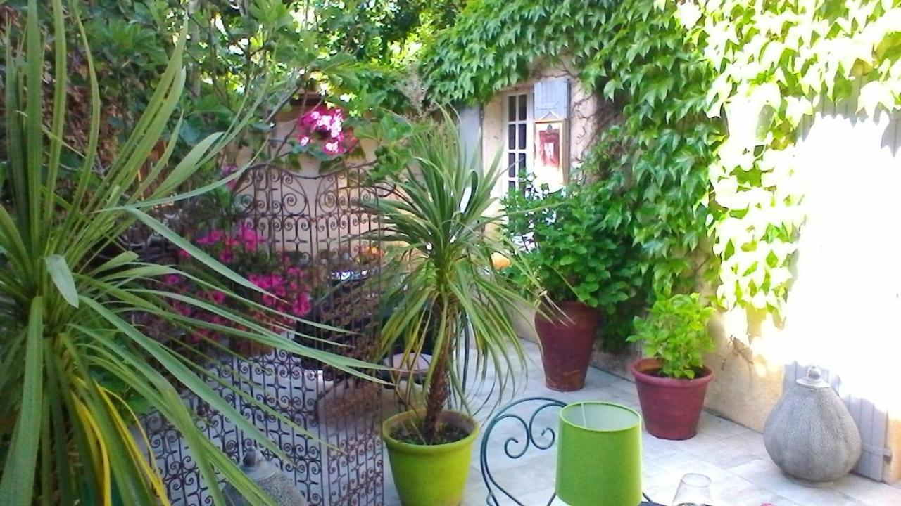 Le Domaine De La Lezardiere B&B Espiet Luaran gambar
