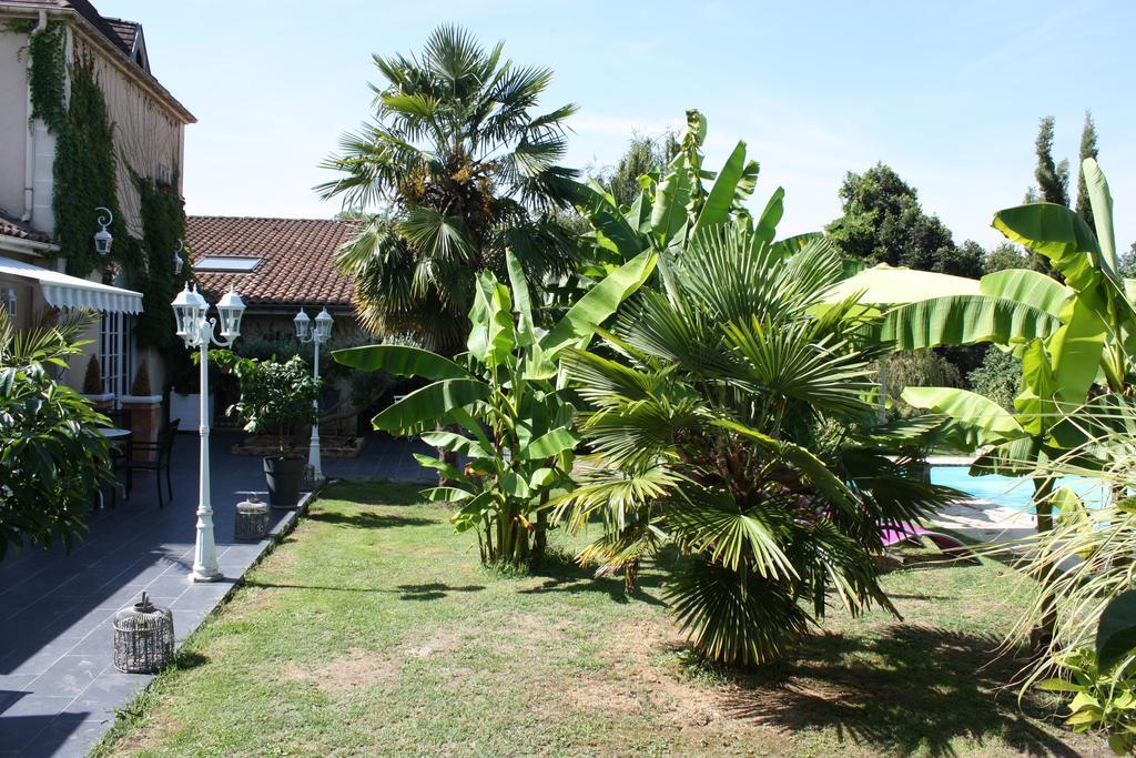 Le Domaine De La Lezardiere B&B Espiet Luaran gambar