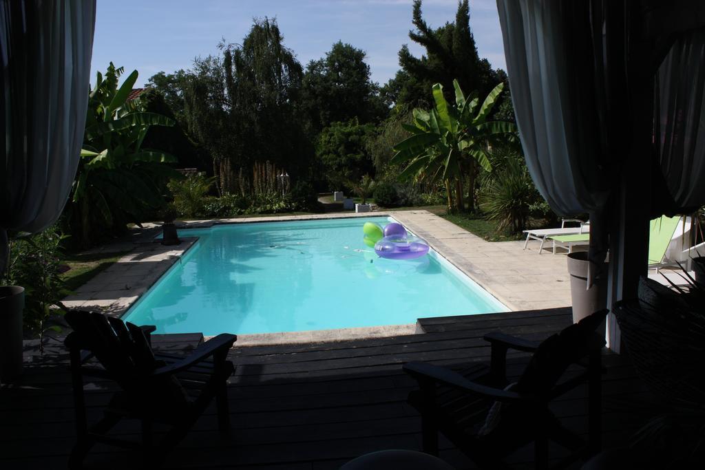 Le Domaine De La Lezardiere B&B Espiet Luaran gambar
