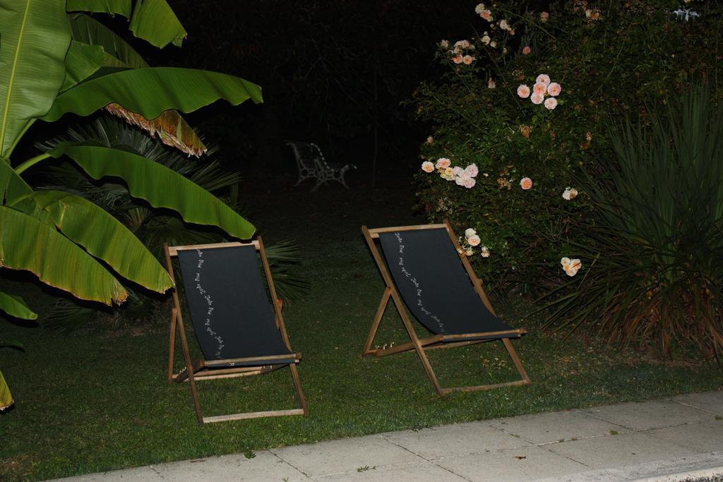 Le Domaine De La Lezardiere B&B Espiet Luaran gambar