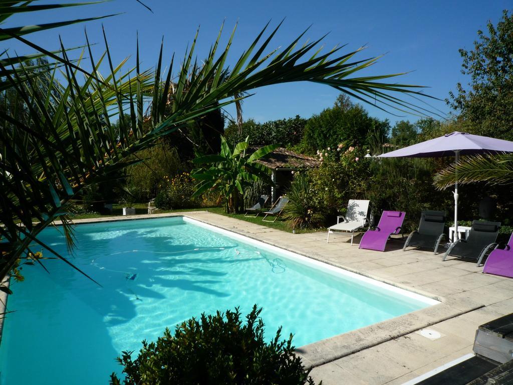Le Domaine De La Lezardiere B&B Espiet Luaran gambar