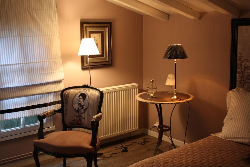 Le Domaine De La Lezardiere B&B Espiet Bilik gambar